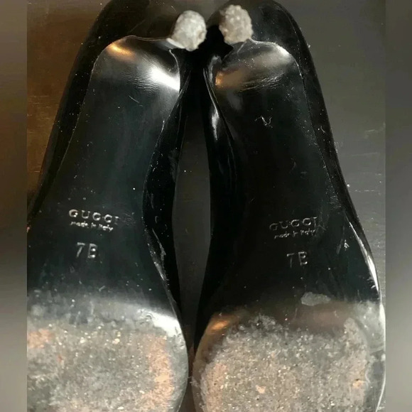 Authenic Gucci Black Patent Leather High Heels with Gold Platform Size 7 - Picture 7 of 7